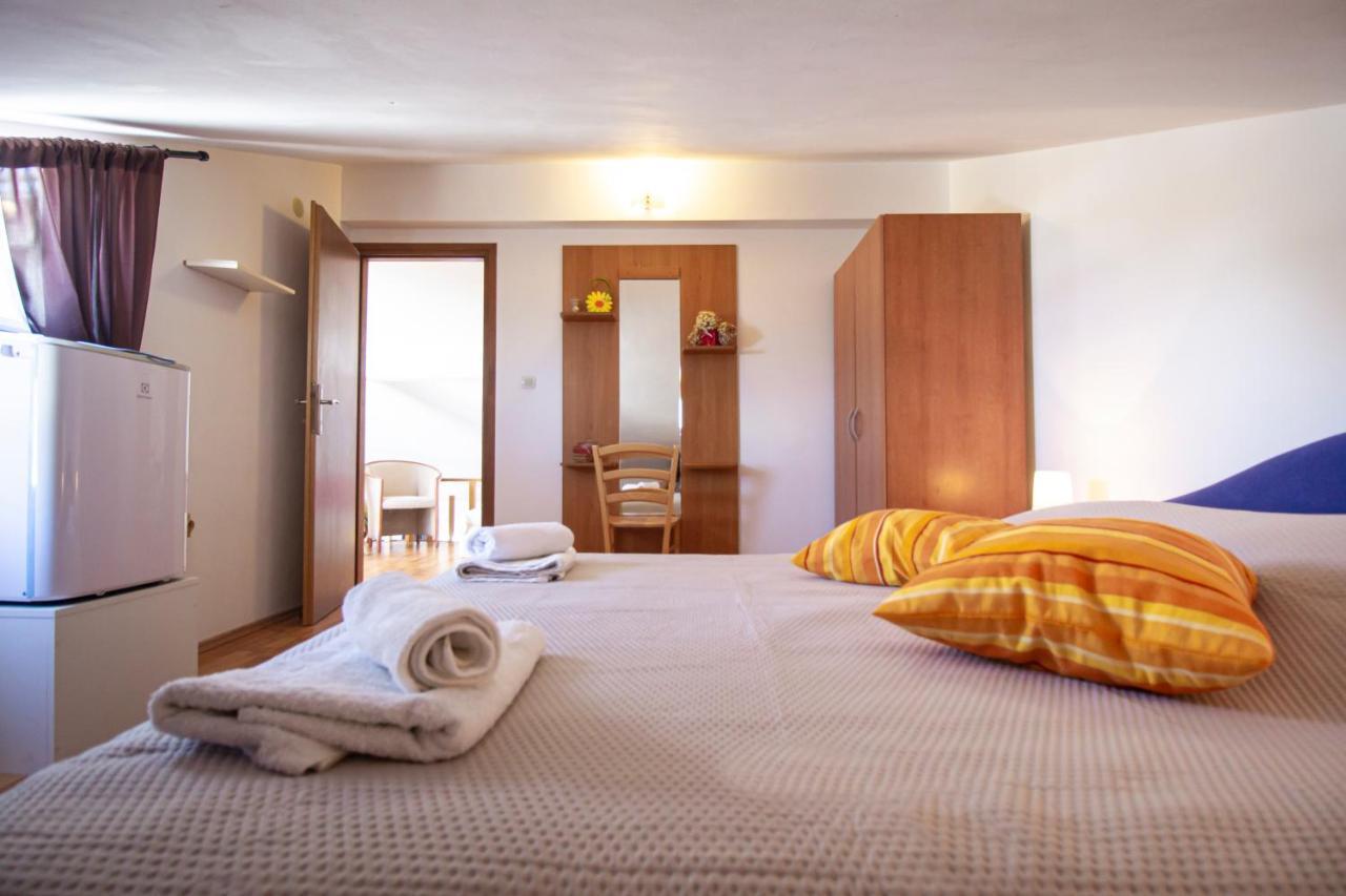 Apartments Branka Makarska Eksteriør bilde
